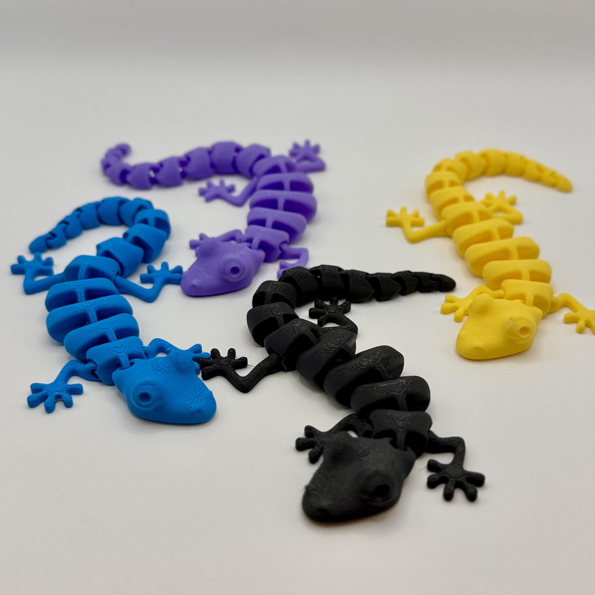 3D printed articulated flexi lizard cat toy — view 3